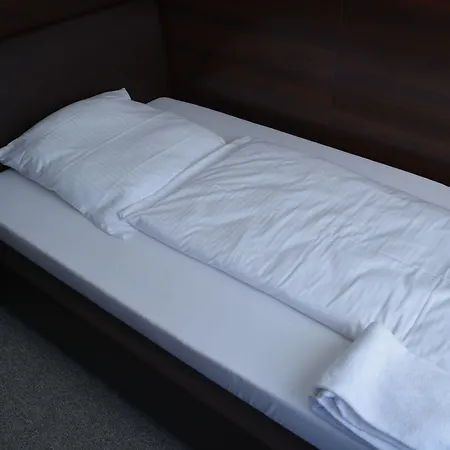 Hotel B&d 2*